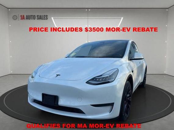 TESLA MODEL Y 2023 7SAYGDEE3PA074244 image